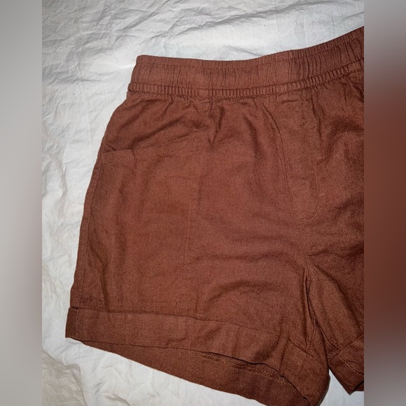 NEW, Old Navy Linen Blend Shorts  MEDIUM - Picture 9 of 11